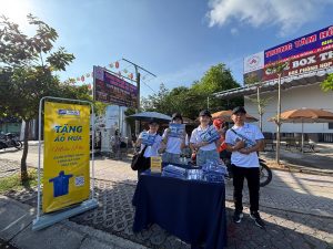 Jison Đồng Hành Cùng Bà Con Mùa Mưa – Trao Tặng Áo Mưa Miễn Phí Cho Người Dân